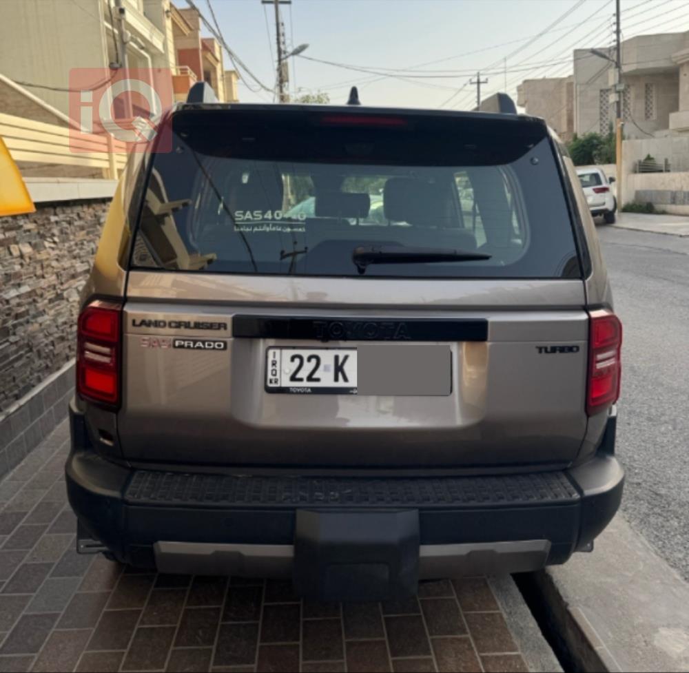 تۆیۆتا لاندكروزر پرادۆ